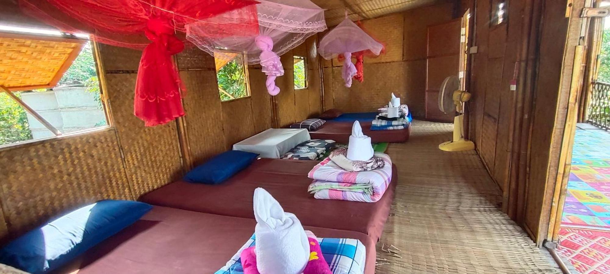 Baan 2 Dao Farmstay Чианг Дао Экстерьер фото